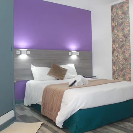 Fasthotel A Дижон