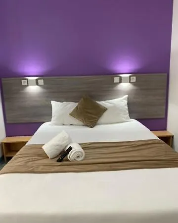 Fasthotel A Otel Dijon