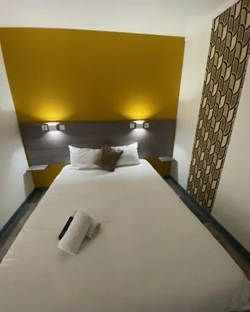 Fasthotel A Дижон